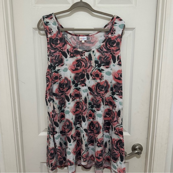 LuLaRoe Tops - Lularoe floral tank top